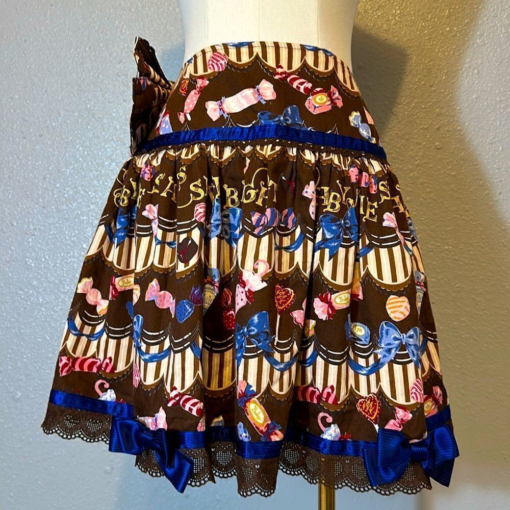 Baby the stars shine bright skirt (no size tag) please see measurements
